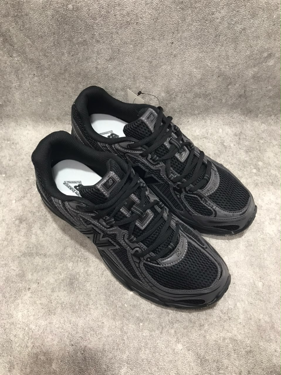 NB 740 FULL BLACK - Casual di toko sepatu Situbondo