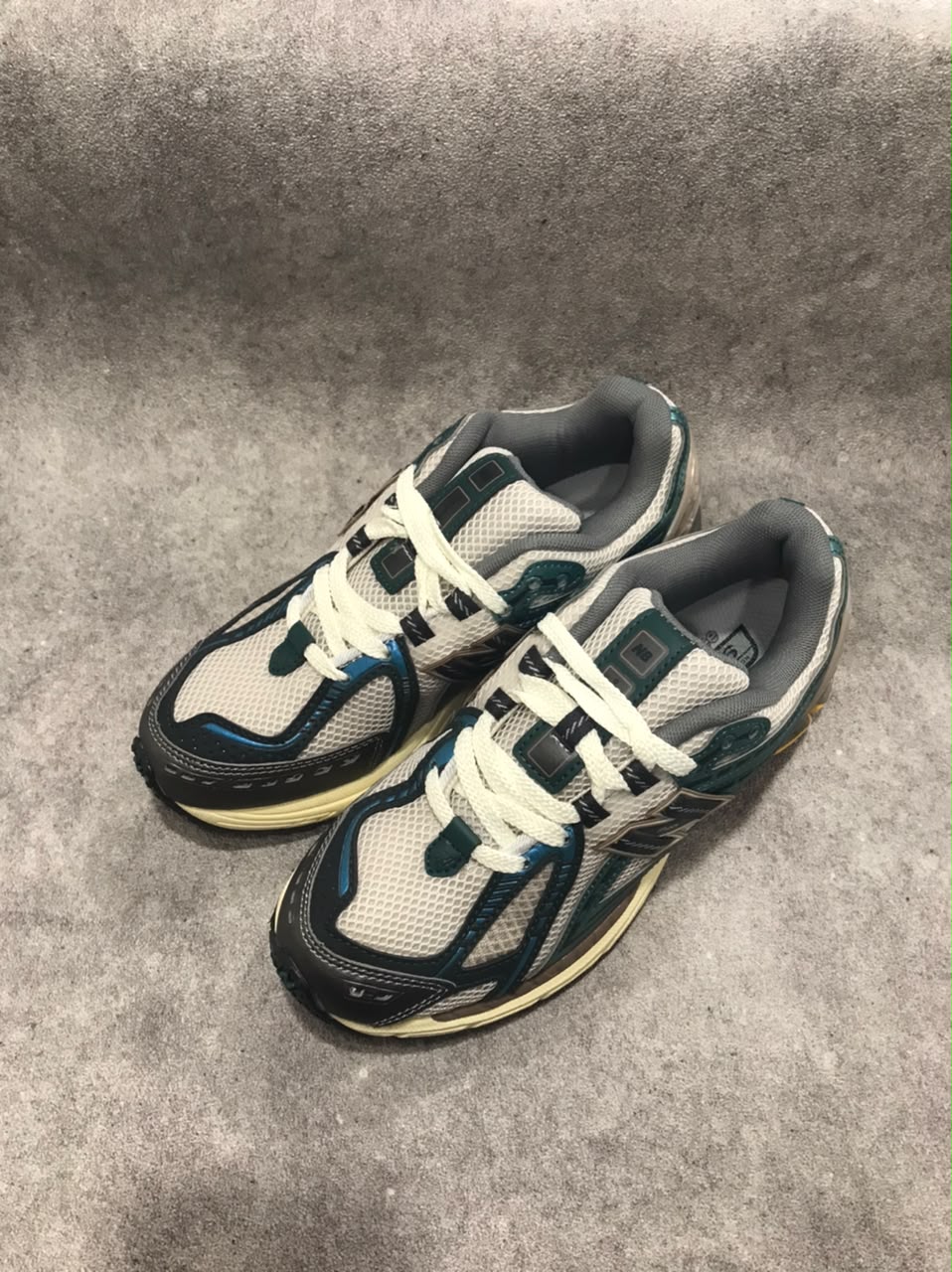 NB 1906R METALIC TEAL - Sepatu New Balance Casual di Berlimpahshoes Situbondo