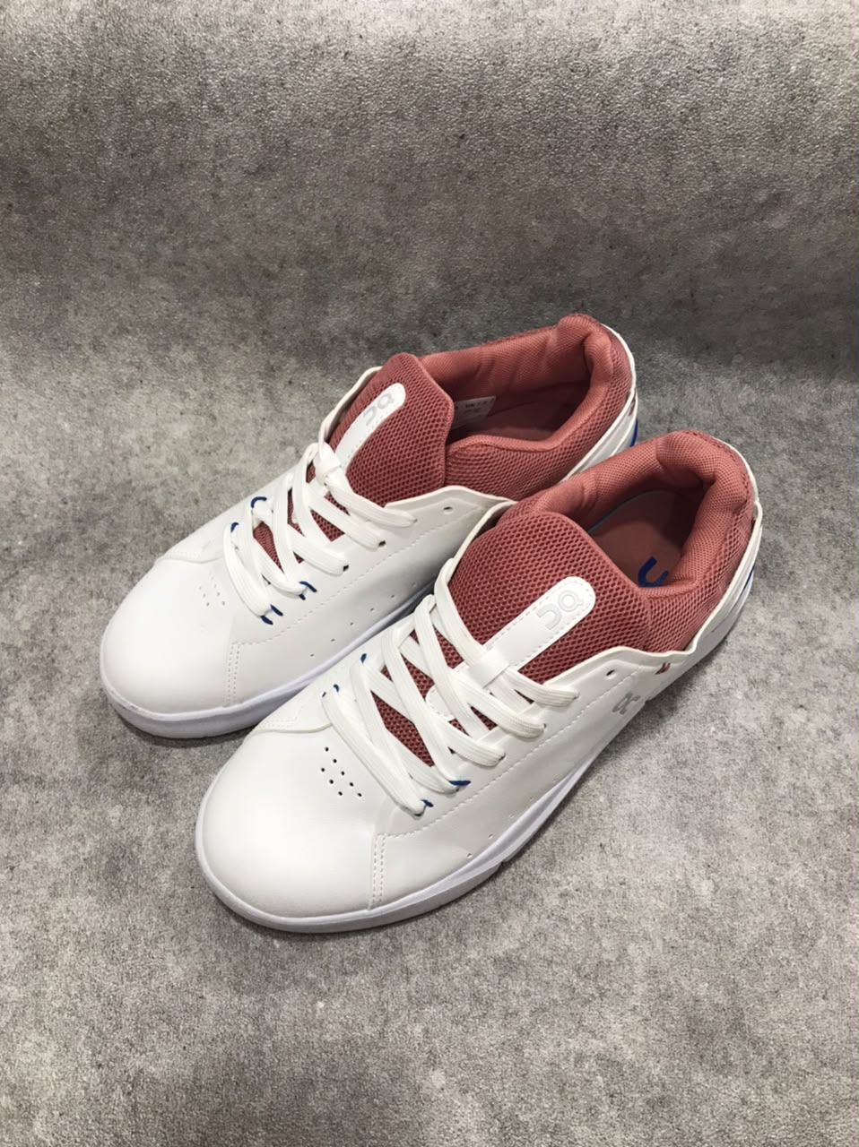 OC ROGER ADVANTAGE WHITE NUDE di Berlimpahshoes Situbondo