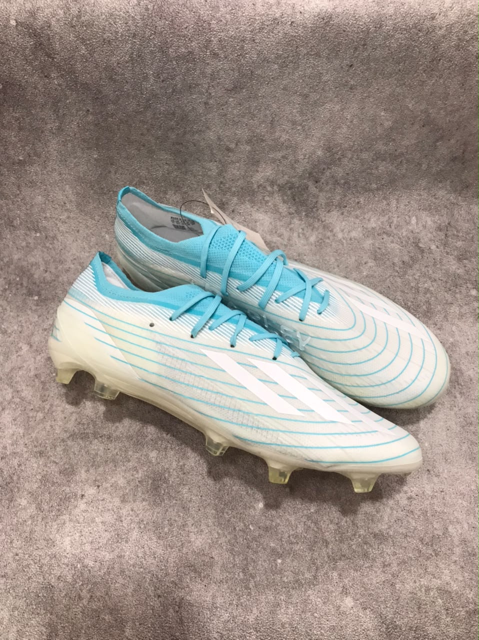 ADIDAS PREDATOR ELITE WHITE BLUE di Berlimpahshoes Situbondo