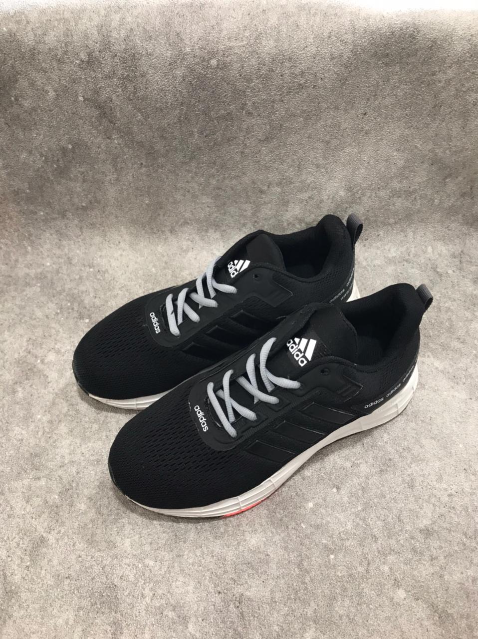 ADIDAS RUNNING HITAM - Sepatu Adidas Running di Berlimpahshoes Situbondo